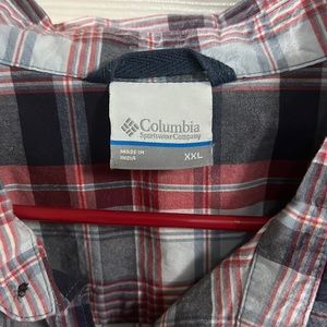 Columbia button down short sleeve shirt
